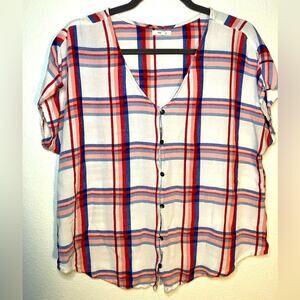 Maurice’s women’s plaid button‎ front shirt white patriotic July bbq outfit